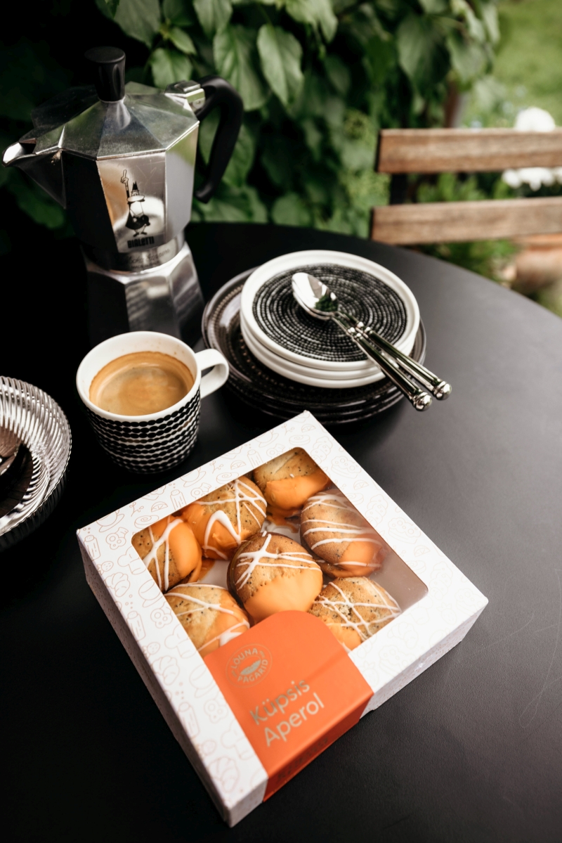 Kroonpak packaging, muffin and cookies boxes for Lõuna Pagarid